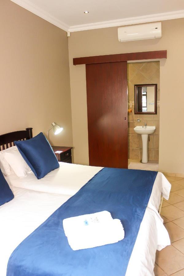 Rip Van Winkel Guest House Lephalale Ngoại thất bức ảnh