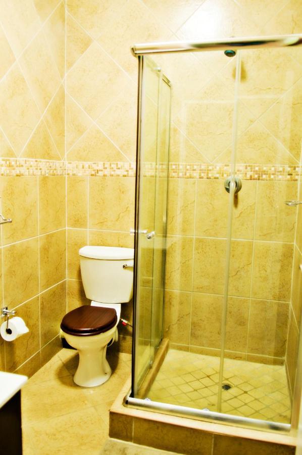 Rip Van Winkel Guest House Lephalale Ngoại thất bức ảnh